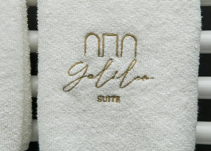 לינה וארוחת בוקר Galileo טרני
